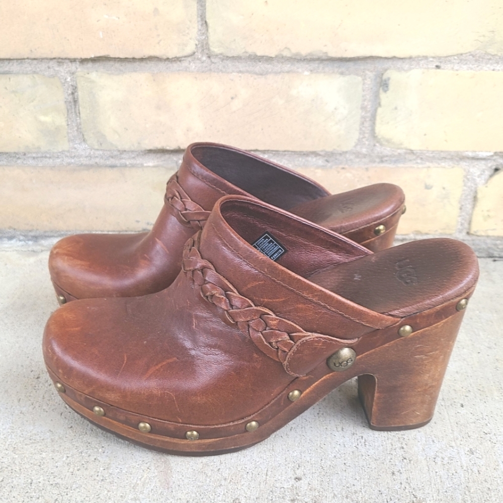 UGG Clogs